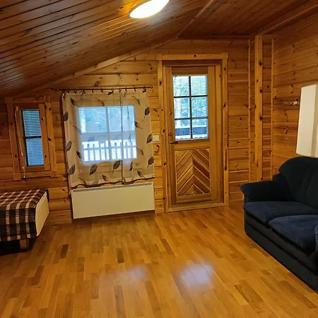 Vip-tahko 4 Nyaraló *