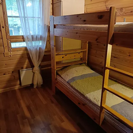 Nyaraló Vip-tahko 4 *
